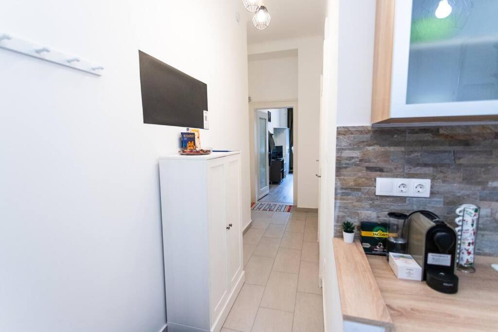 Apartament Lili Lakeside New Renovated
